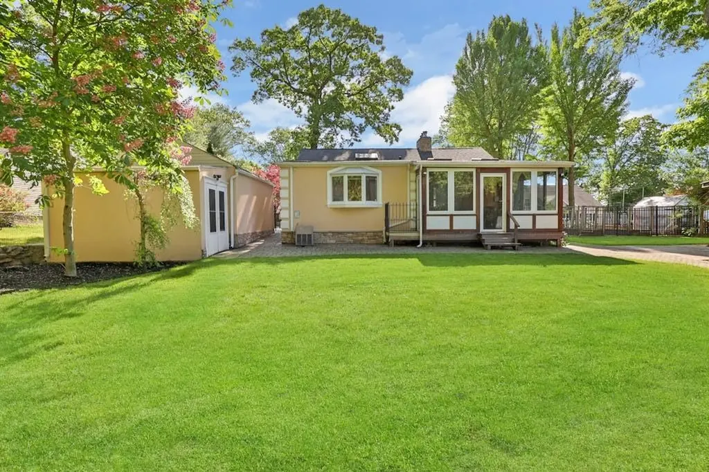 23 Villa Road Pearl River NY 10965