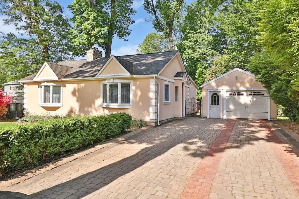 23 Villa Road Pearl River NY 10965