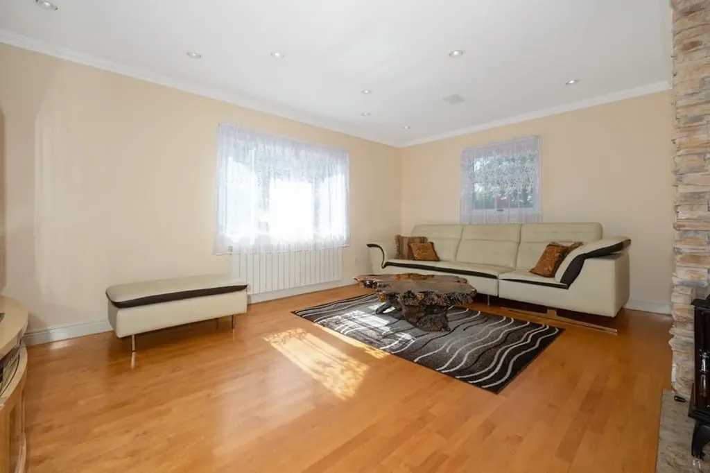 23 Villa Road Pearl River NY 10965