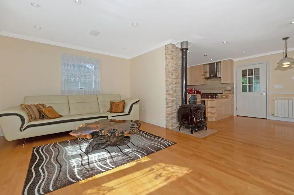 23 Villa Road Pearl River NY 10965