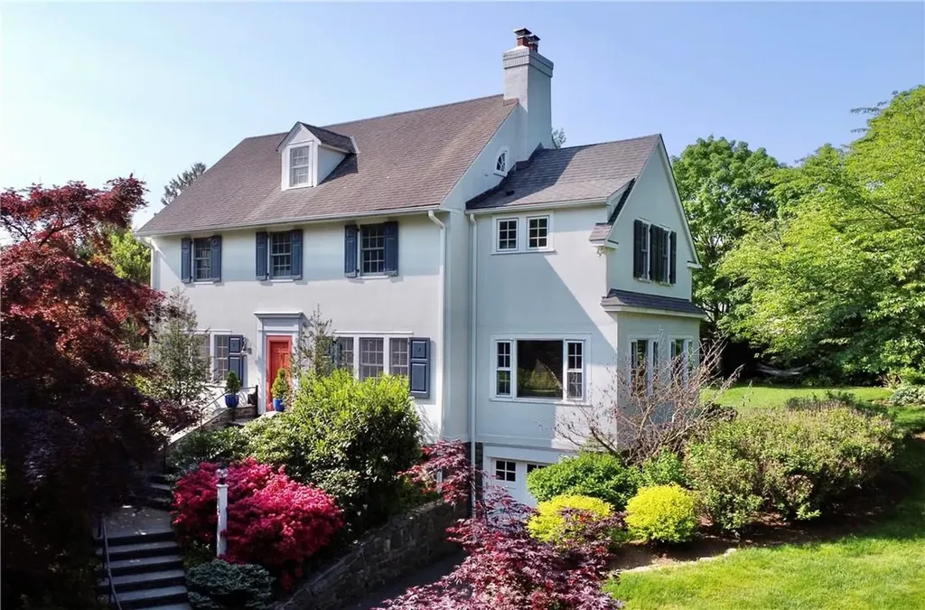 19 Crescent Road Larchmont NY 10538
