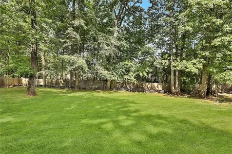 4 Heyhoe Woods Road Palisades NY 10964