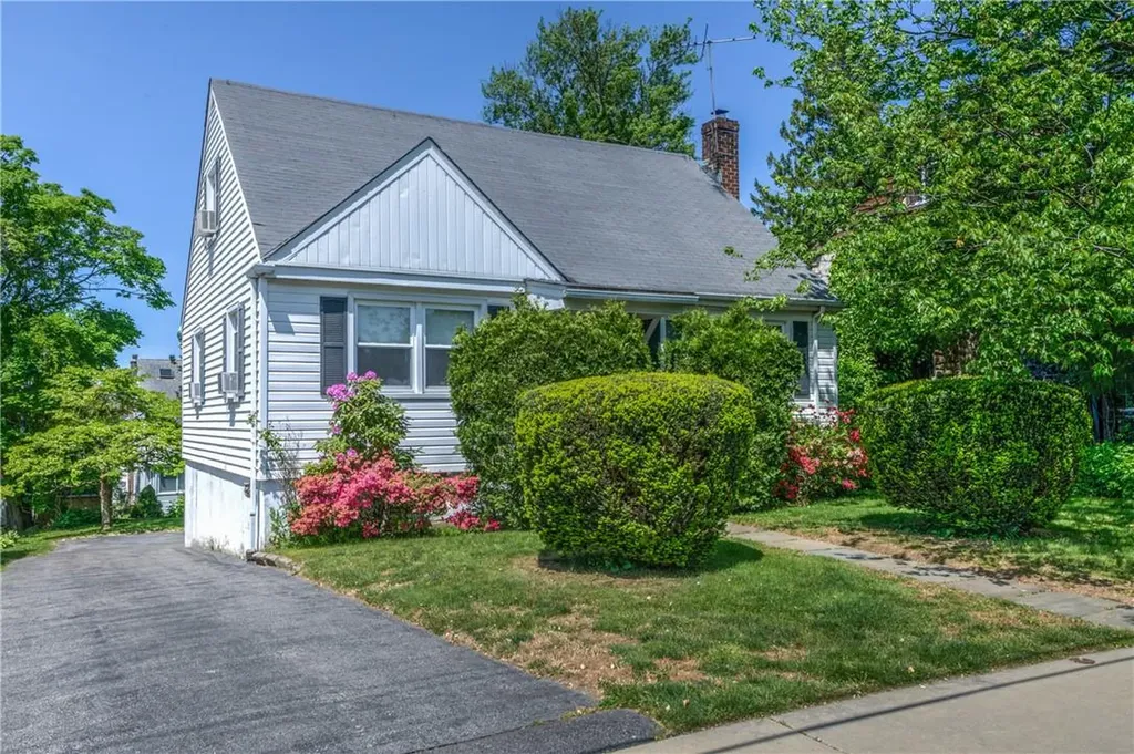 74 Wesley Avenue Port Chester NY 10573