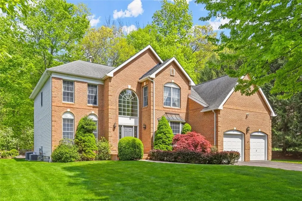 25 Carlton Drive Mount Kisco NY 10549