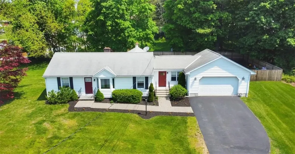 8 Short Hill Drive Poughkeepsie NY 12603