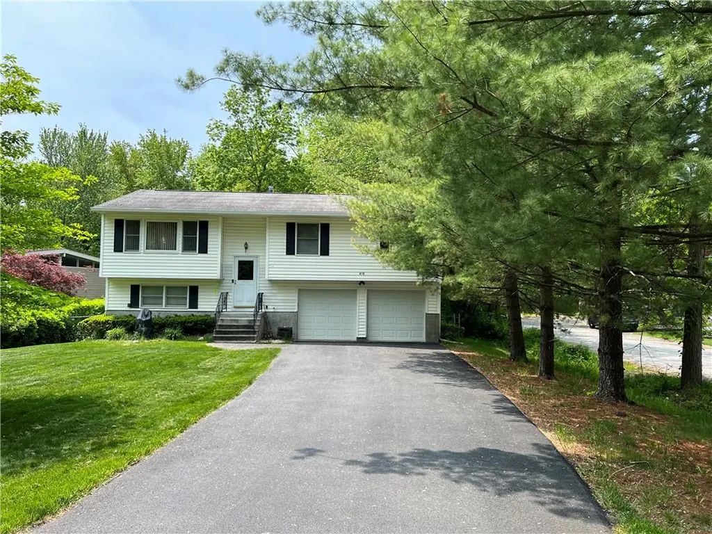 410 Round Lake Park Road Monroe NY 10950