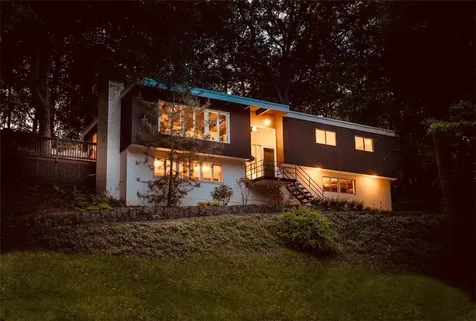 83 Lefurgy Avenue Dobbs Ferry NY 10522