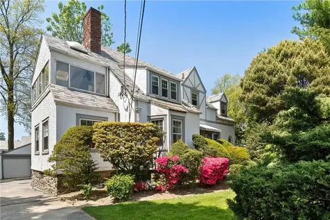165 Colonial Parkway N Yonkers NY 10710