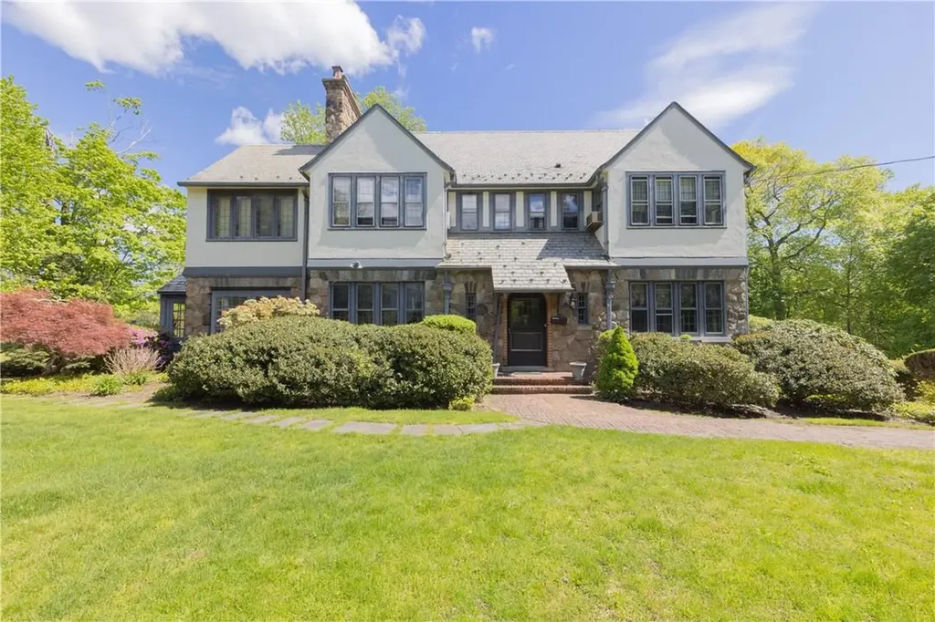 55 Northway Bronxville NY 10708
