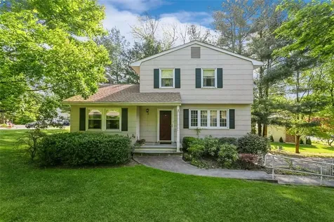 2 Douglas Drive Pleasantville NY 10570