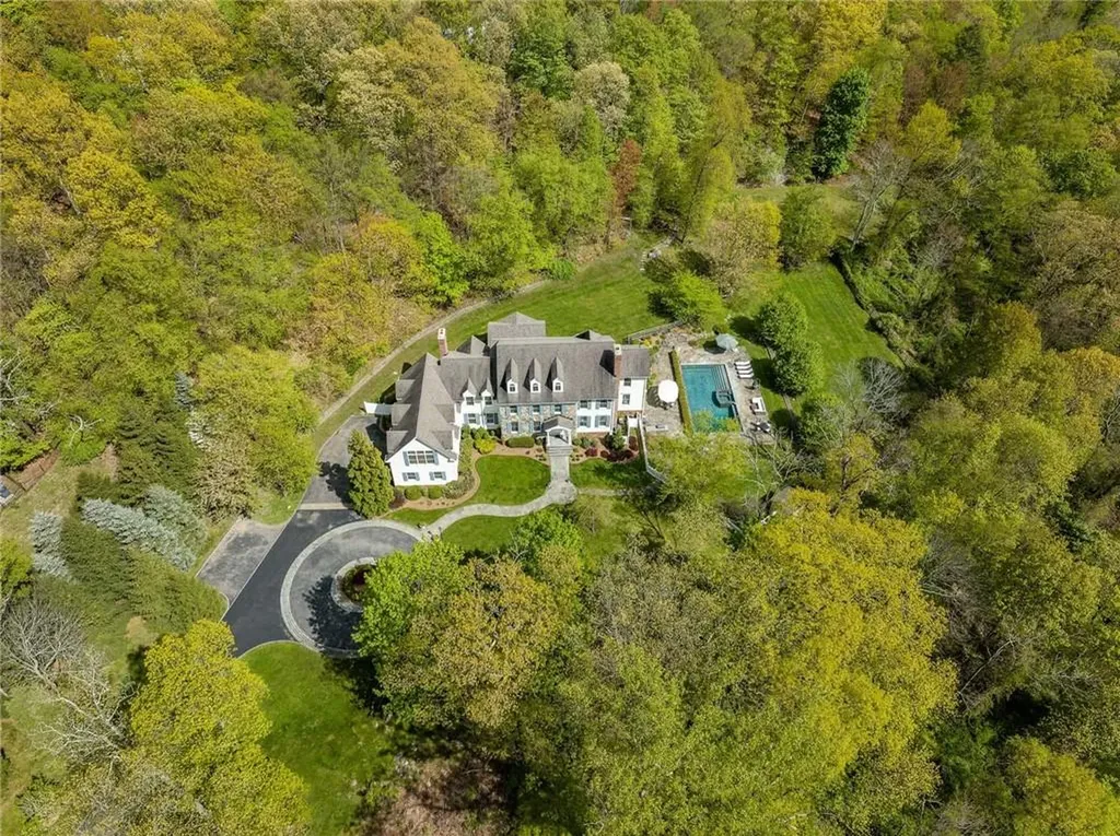 55 Hammond Ridge Road Armonk NY 10504