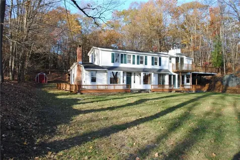 135 S Quaker Hill Road Pawling NY 12564