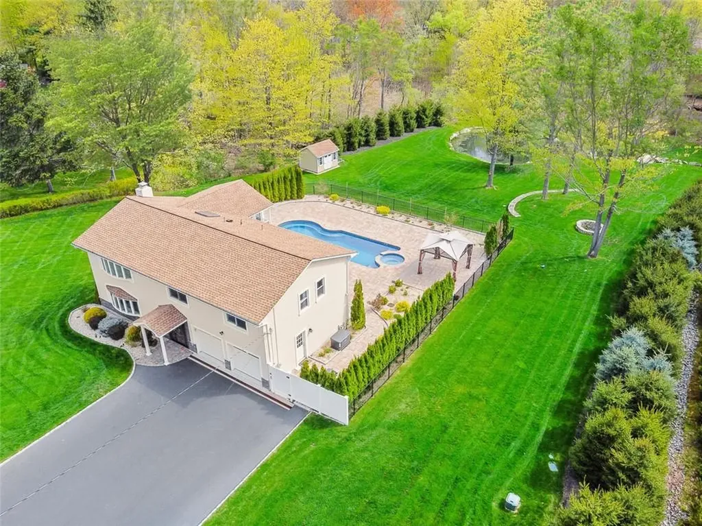 452 Austin Road Mahopac NY 10541