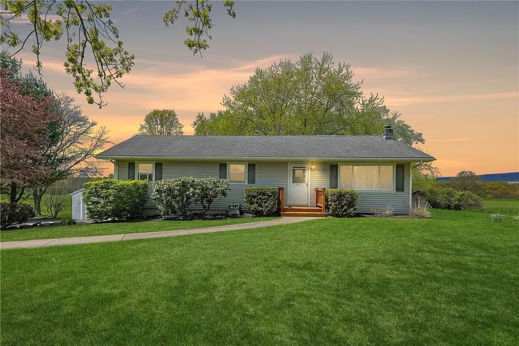 588 State Route 302 Pine Bush NY 12566