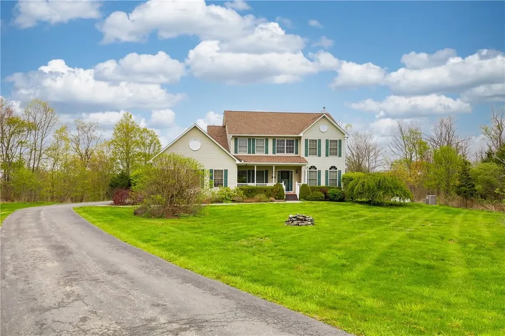 37 Ridgecrest Drive Wingdale NY 12594
