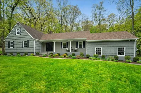 17 Fox Den Road Mount Kisco NY 10549