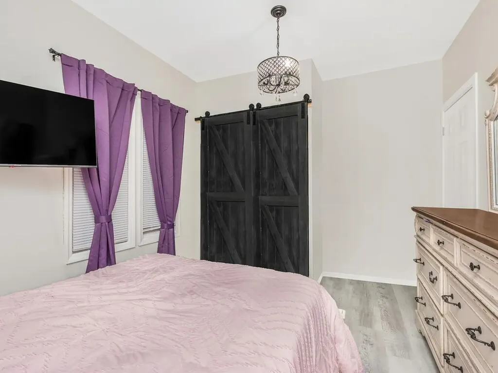 861 E 215th Street Bronx NY 10467