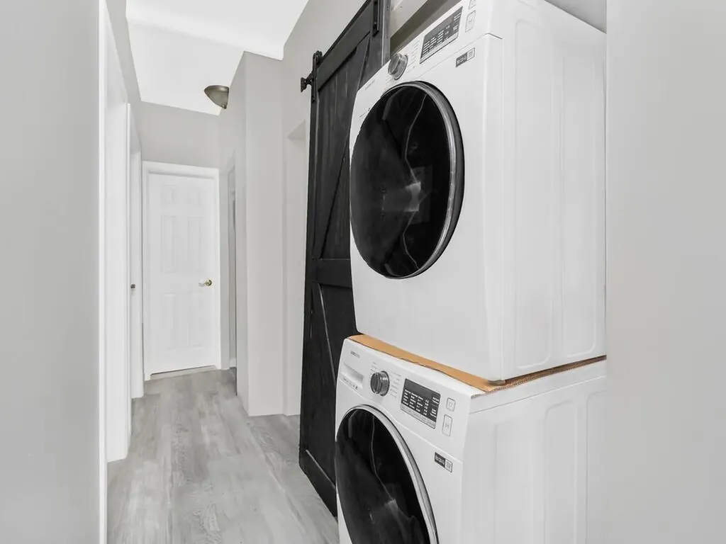 861 E 215th Street Bronx NY 10467