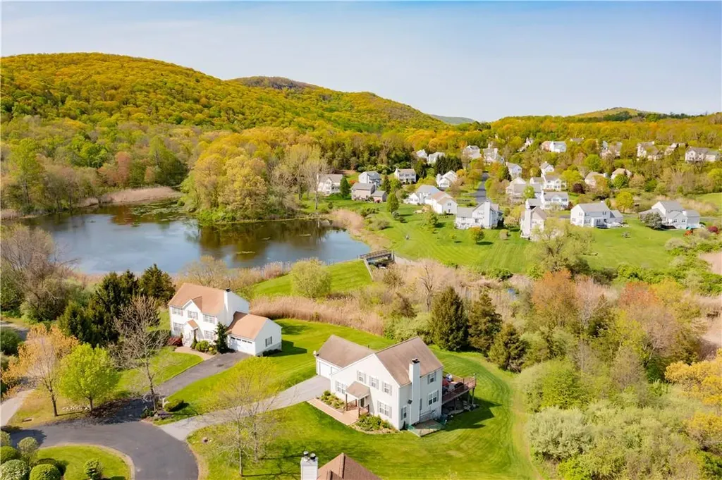 56 Tory Lane Pawling NY 12564