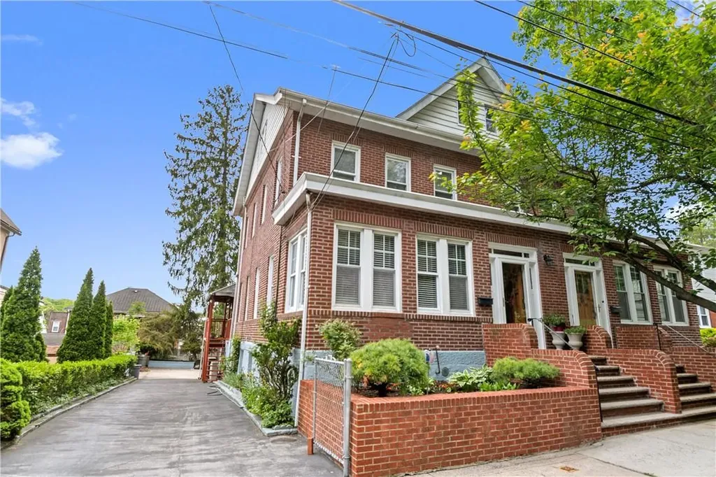 97 Hillview Avenue Yonkers NY 10704