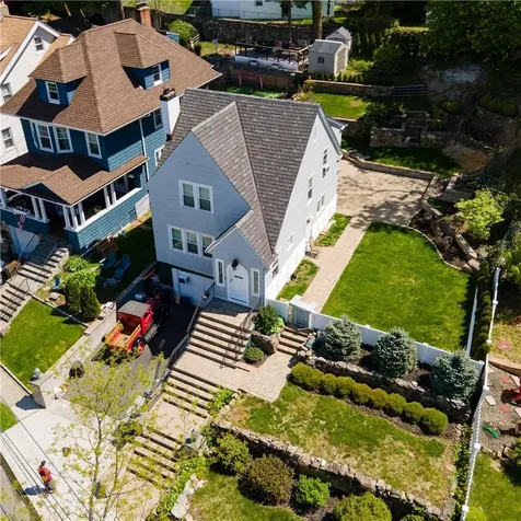 41 Halcyon Terrace New Rochelle NY 10801