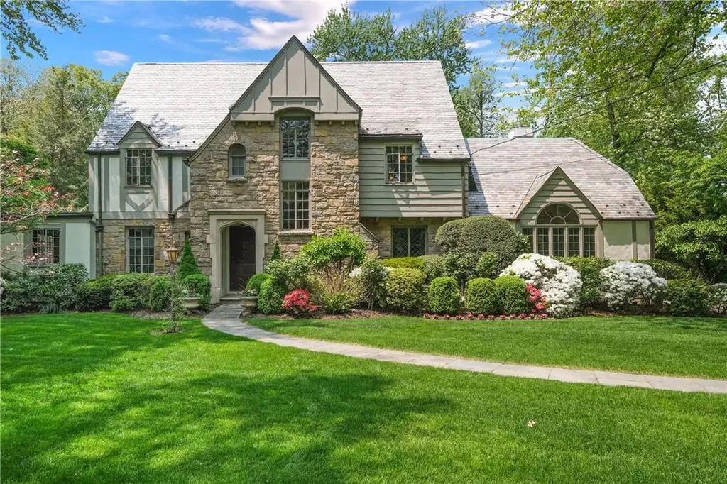 27 Brite Avenue Scarsdale NY 10583