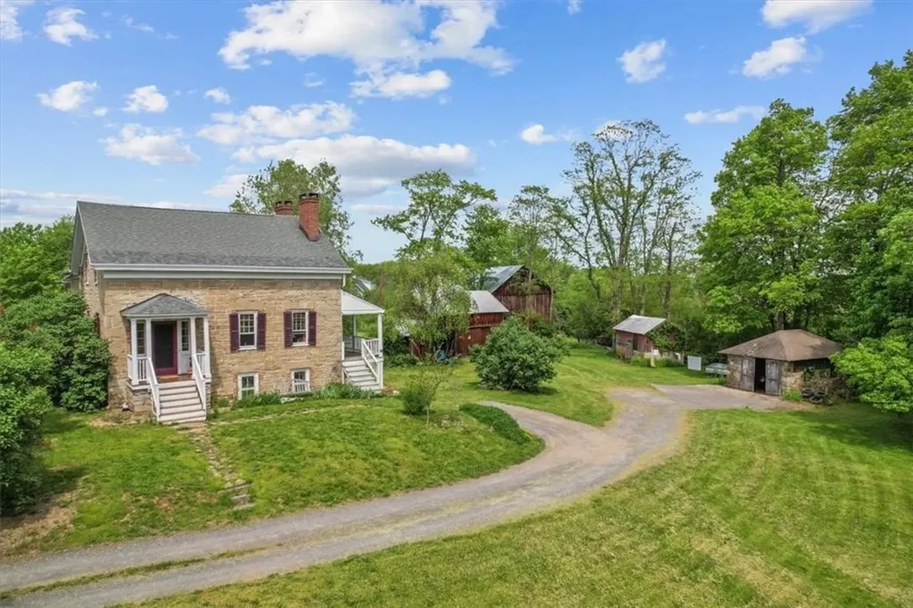 194 State Route 416 Campbell Hall NY 10916