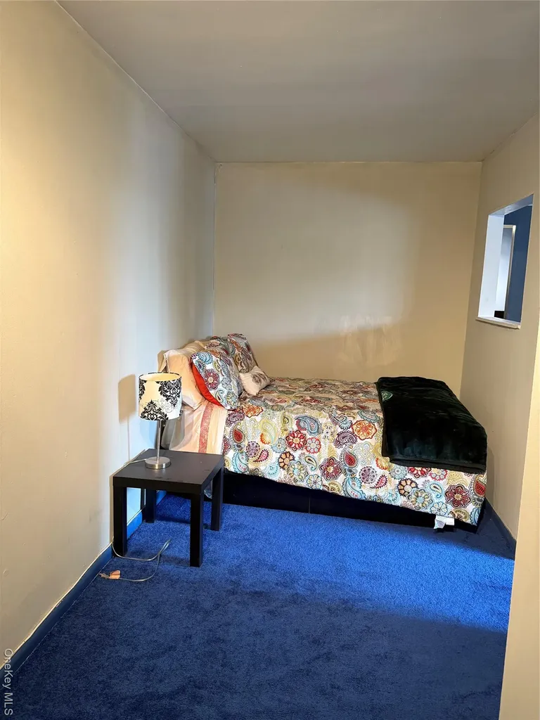 377 N Broadway Yonkers NY 10701