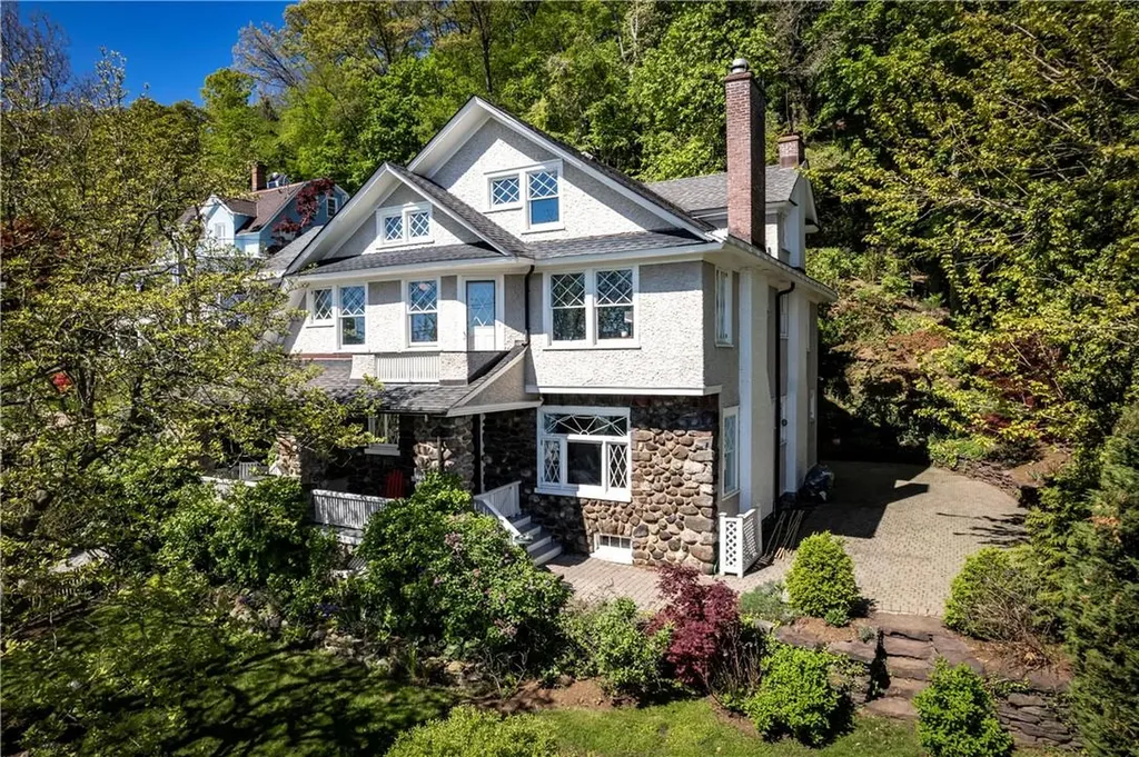 87 River Road Nyack NY 10960