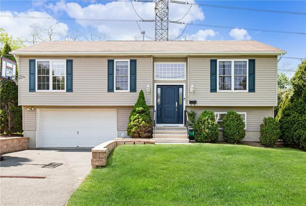32 Kathwood Road White Plains NY 10607