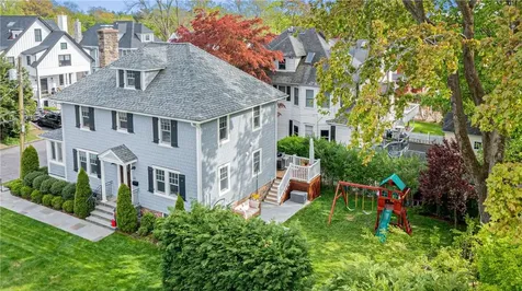 10 Gerlach Place Larchmont NY 10538