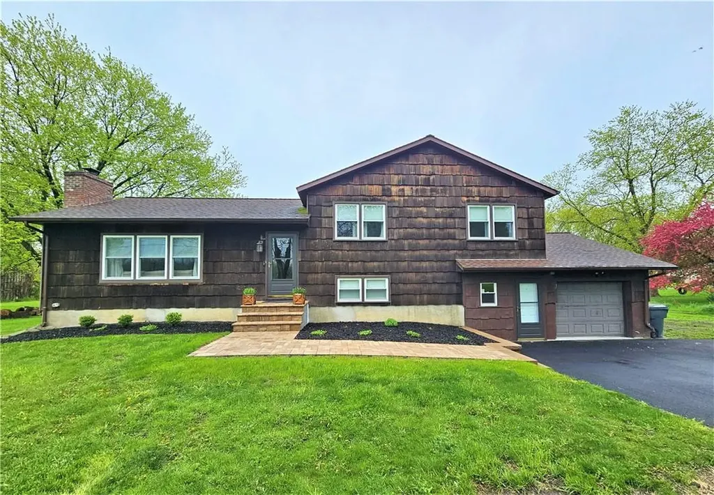2188 State Route 32 Modena NY 12548