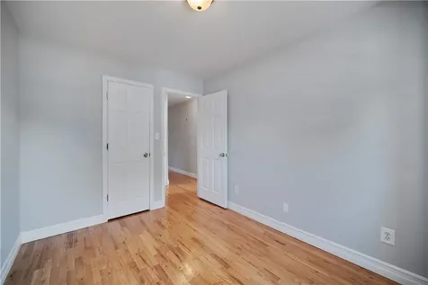 551 Ellsworth Avenue Bronx NY 10465