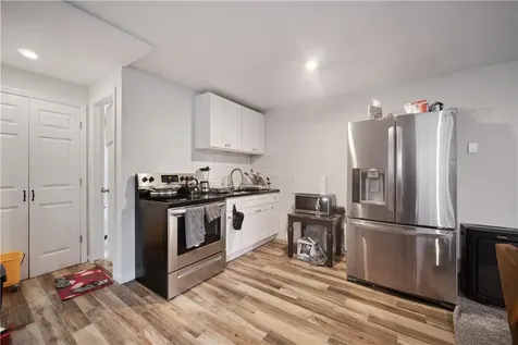 551 Ellsworth Avenue Bronx NY 10465