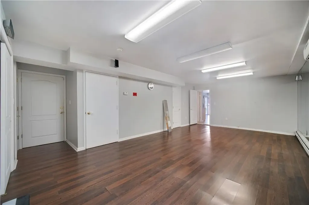 716 Vincent Avenue Bronx NY 10465