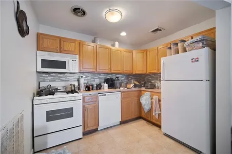 716 Vincent Avenue Bronx NY 10465