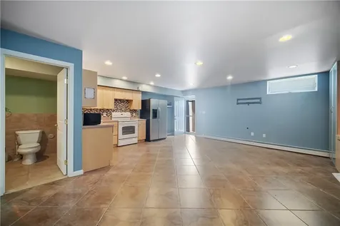 716 Vincent Avenue Bronx NY 10465