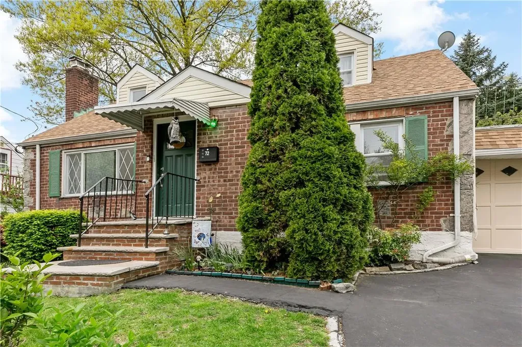 72 Raybrook Road Yonkers NY 10704