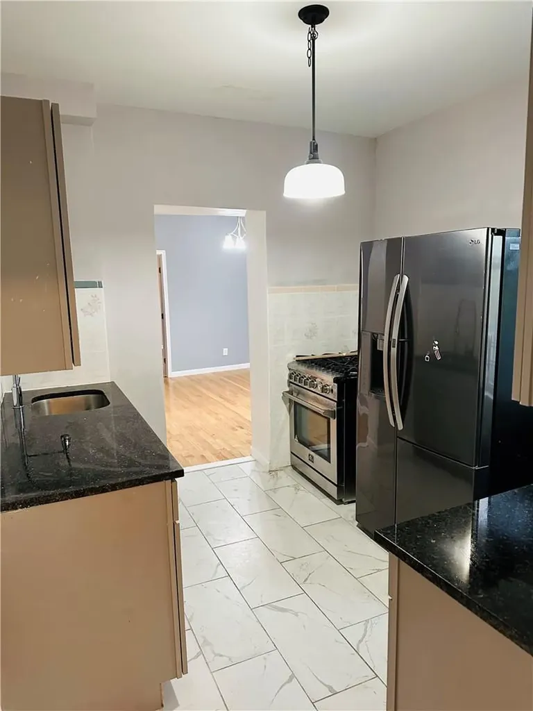 952 E 54th Street Brooklyn NY 11234