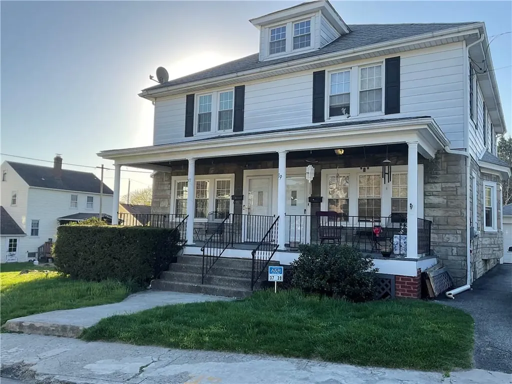 37 Dutchess Terrace Beacon NY 12508
