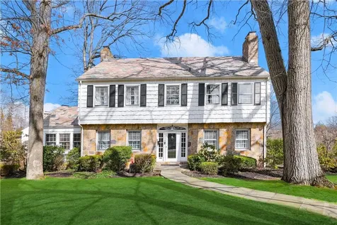 13 Kingston Road Scarsdale NY 10583
