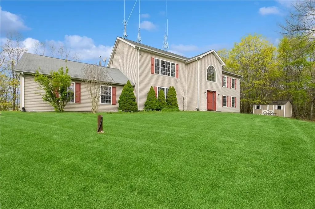 12 Oskar Drive Mahopac NY 10541