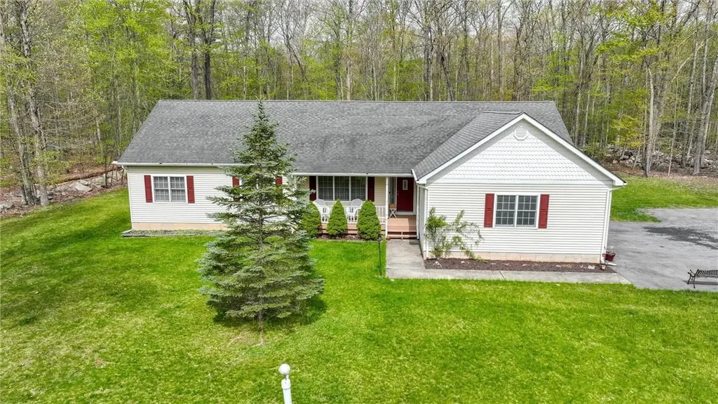275 Sinsabaugh Road Pine Bush NY 12566
