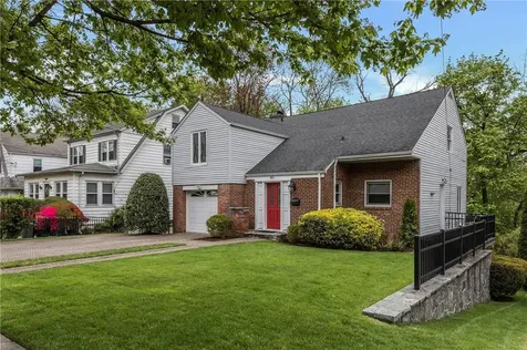 60 Parkview Drive Bronxville NY 10708