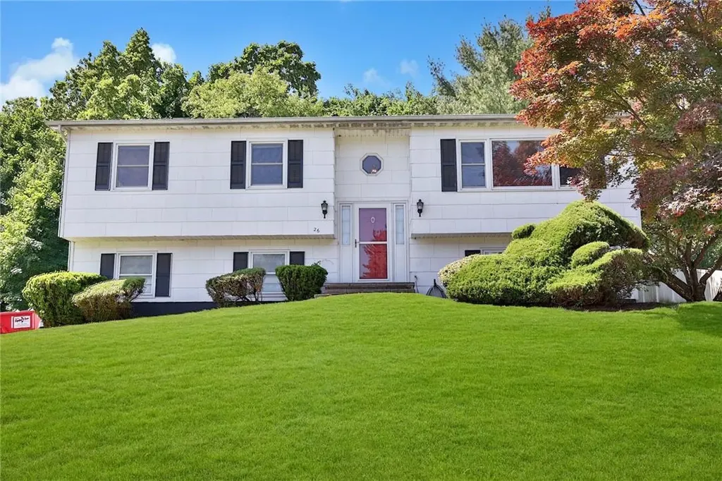 26 Spruce Drive Stony Point NY 10980
