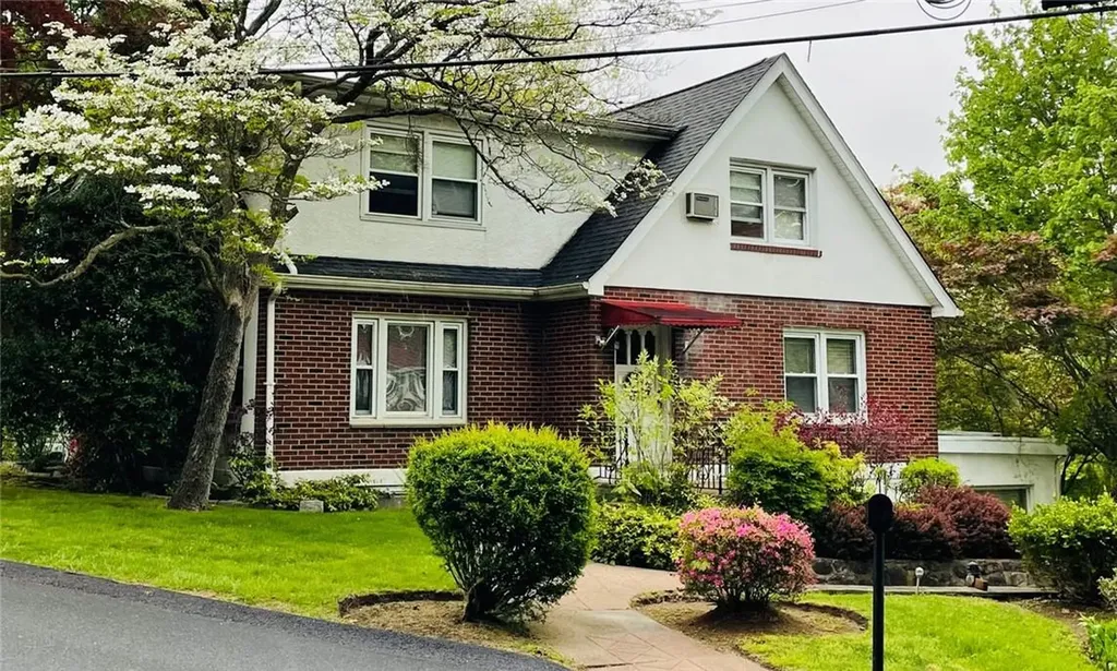 52 Hillandale Avenue White Plains NY 10603