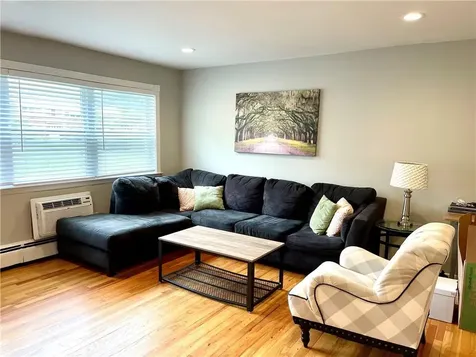 223 N Middletown Road Pearl River NY 10965