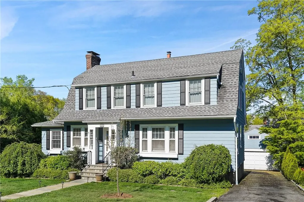 19 Dobbs Terrace Scarsdale NY 10583