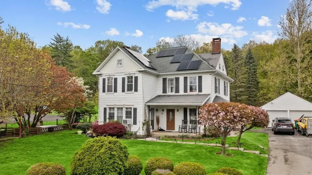 72 Old Glenham Road Fishkill NY 12524