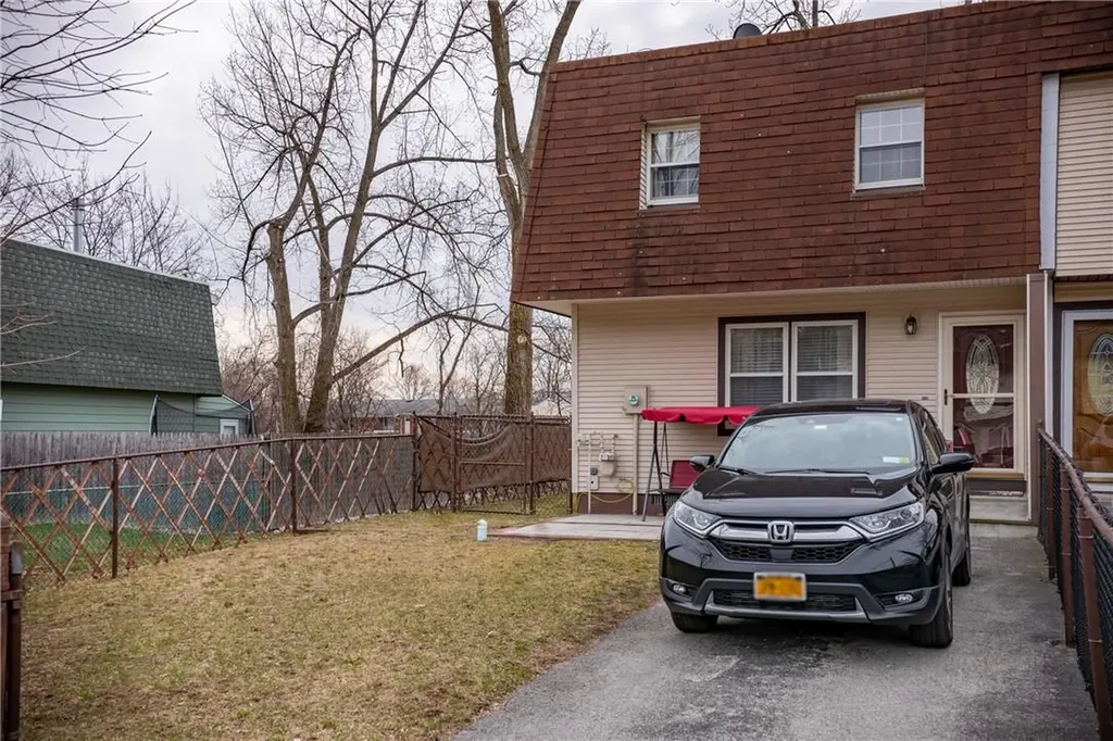 20 Sheffield Drive Middletown NY 10940